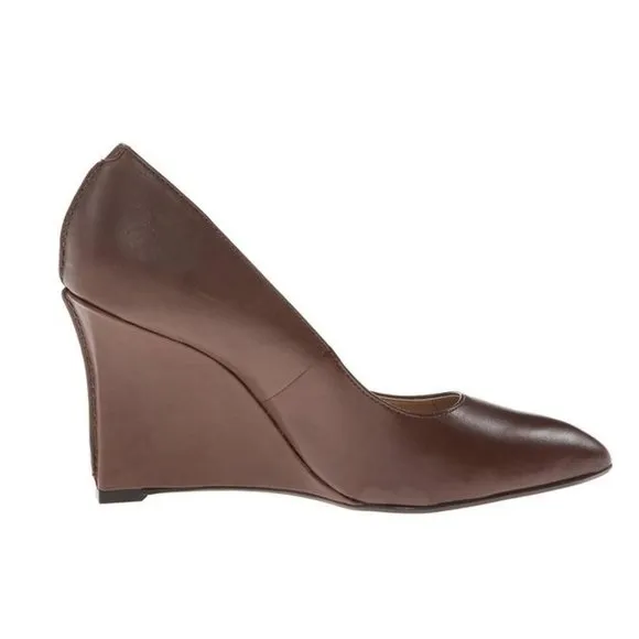 🎁 Clarks Women's Azizi Isis Wedge Shoes