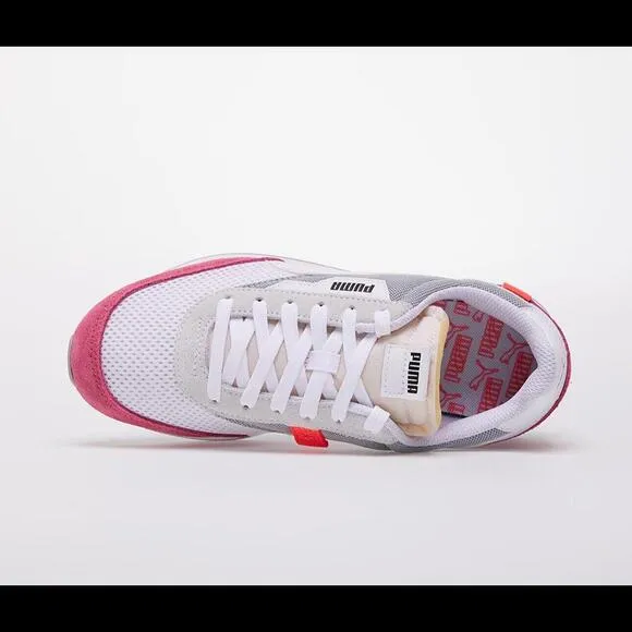 [371149-90] Women’s Puma FUTURE RIDER PLAY ON Size 8