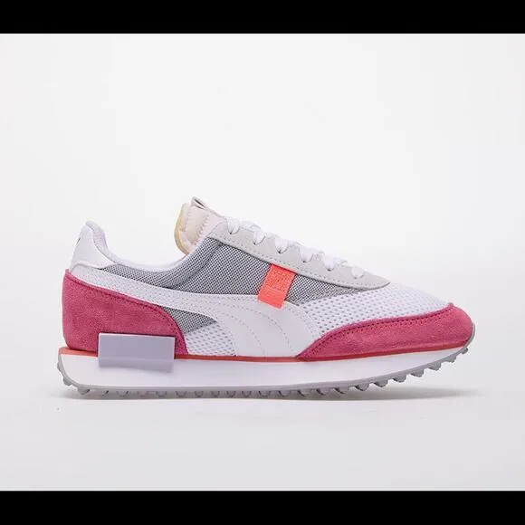 [371149-90] Women’s Puma FUTURE RIDER PLAY ON Size 8