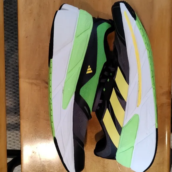 Adidas ADISTAR CS size 12 multi color men's running shoes