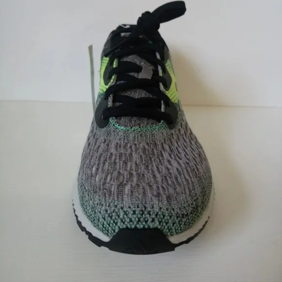 Adidas Aerobounce Running Shoes