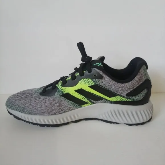 Adidas Aerobounce Running Shoes