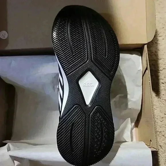 Adidas Duramo 10 Wide Running Shoes Women Size 6 GY3867 New In Box Training