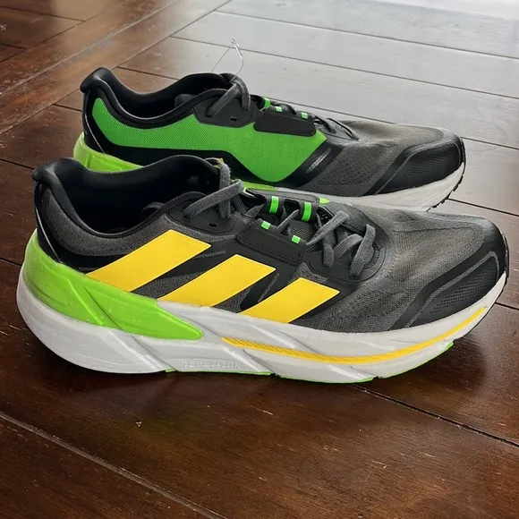 Adidas Men's adidas adiSTAR CS running shoes. Size 12.