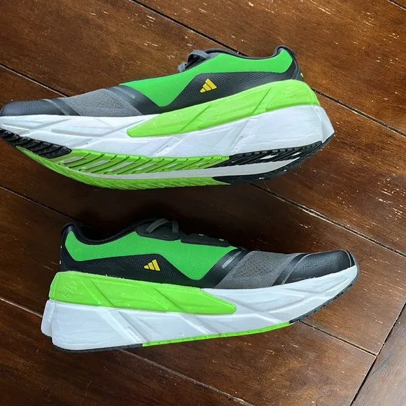 Adidas Men's adidas adiSTAR CS running shoes. Size 12.