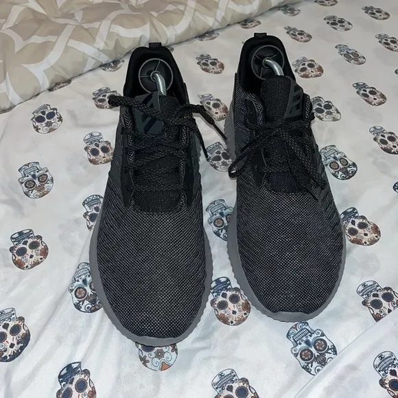 Adidas Mens Alphabounce RC M Running Shoes Carbon Grey -Size 9 New Without Box