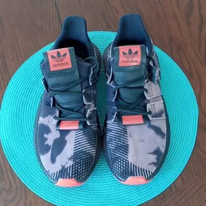 adidas men's athletic shoes-LIKE NEW