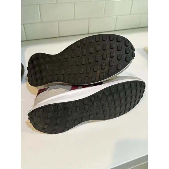 Adidas Men's Gray &amp; Red Lifestyle Running Lace Up Trainers Shoes Size 11