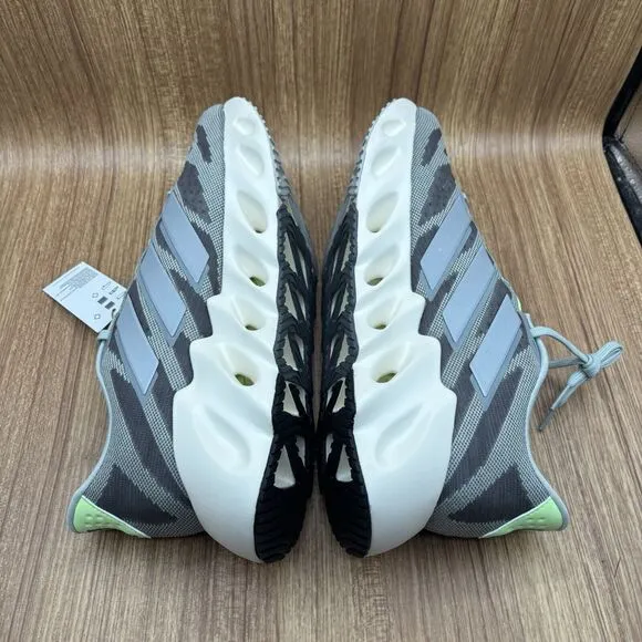 Adidas Men’s Switch FWD Wonder Silver  Metallic Black Running Shoes Size 12 New