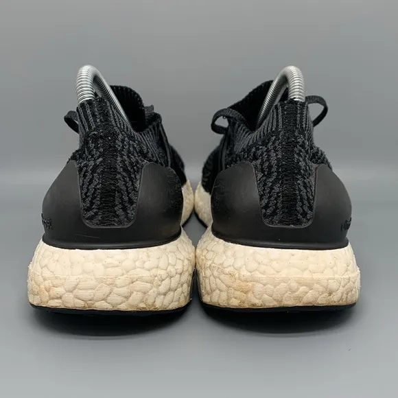 Adidas NMD R2 Running Shoes Men’s Sz 10