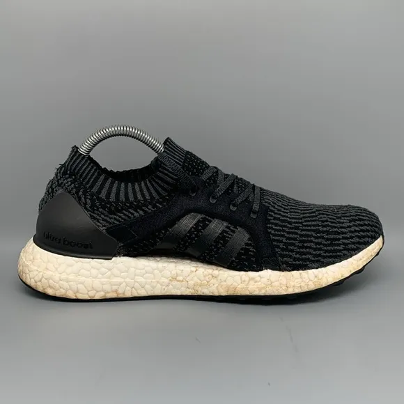 Adidas NMD R2 Running Shoes Men’s Sz 10
