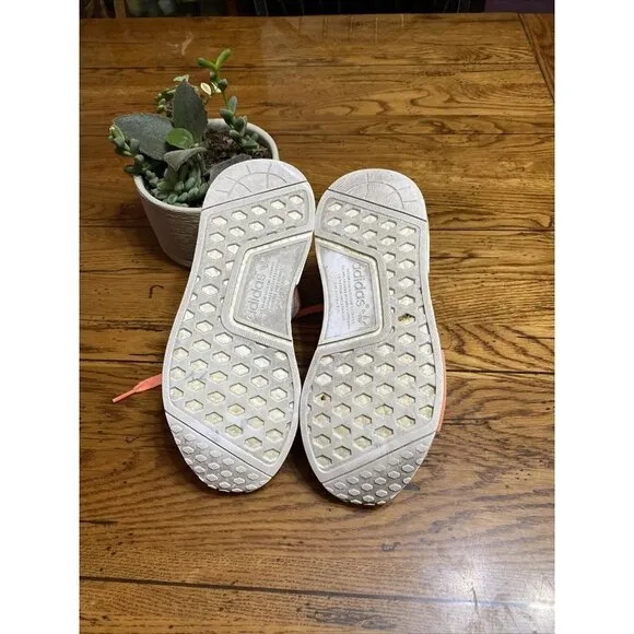 𝅺adidas NMD Runner R1 W Sun Glow Pink Peach Coral  BY3034 Boost Womens Size 9
