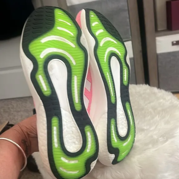 Adidas running shoes supernova