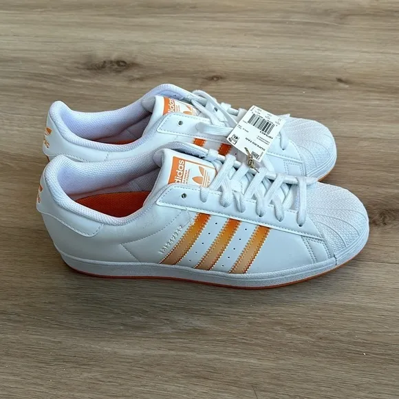 Adidas Superstar Mens 11 Casual Retro Shoe White Orange Sneaker Trainer NWOB
