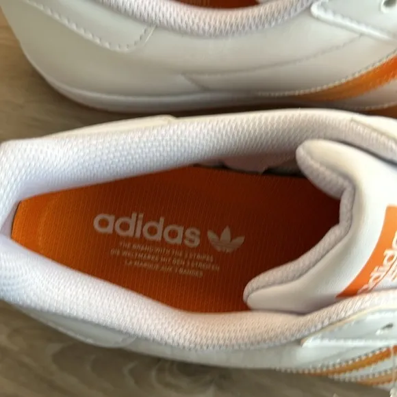 Adidas Superstar Mens 11 Casual Retro Shoe White Orange Sneaker Trainer NWOB