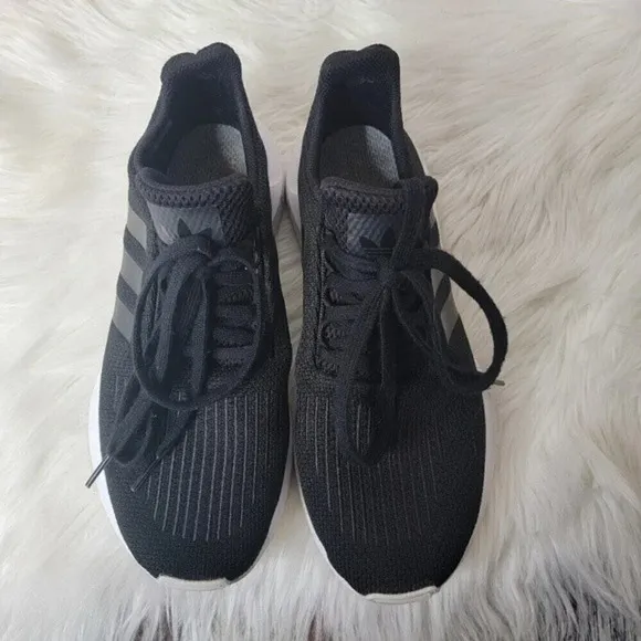 Adidas Swift Run Rf Core Black And Grey Shoes Men's sz 8 Sporty Gym