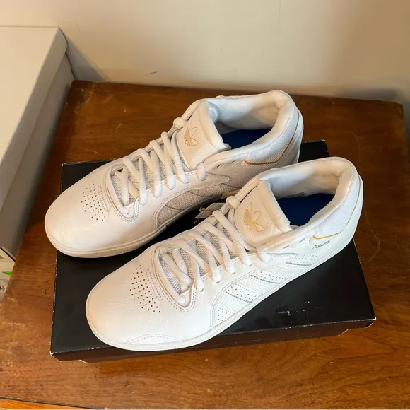 ADIDAS Tyshawn White/Gold