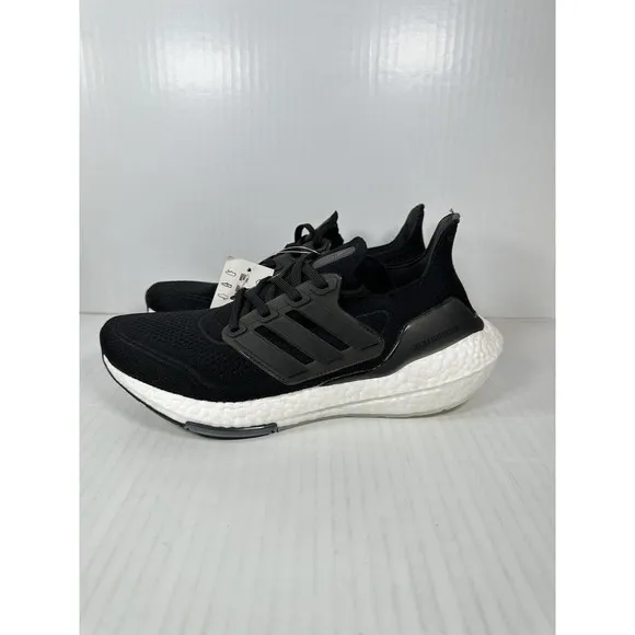 Adidas UltraBoost 21 Core Black Running Shoes Mens Size 7 / Womens Size 8 NEW