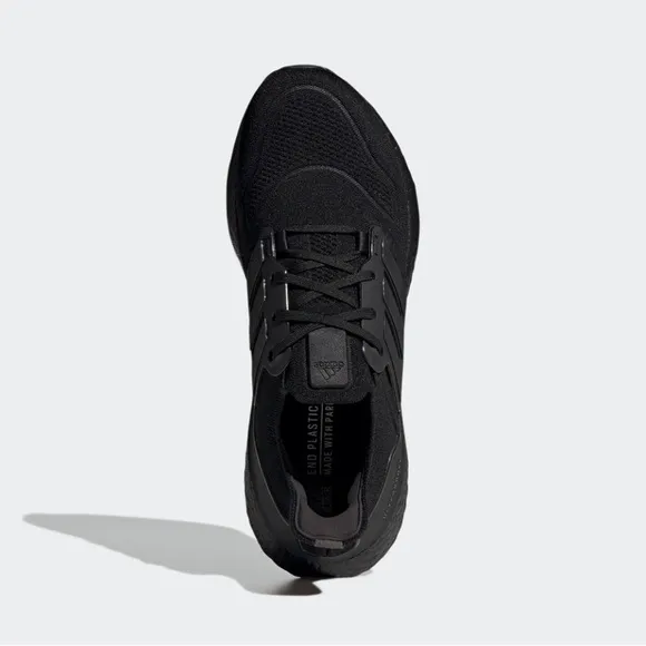 Adidas Ultraboost 22 GZ3996 Youth Black Running Shoes