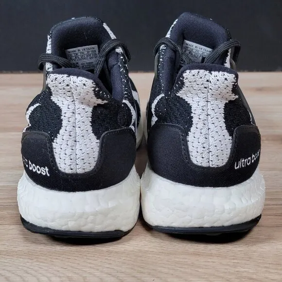 adidas Ultraboost DNA x Marimekko Shoes Womens Size 6 Black White Running GZ8686
