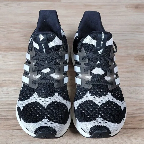 adidas Ultraboost DNA x Marimekko Shoes Womens Size 6 Black White Running GZ8686