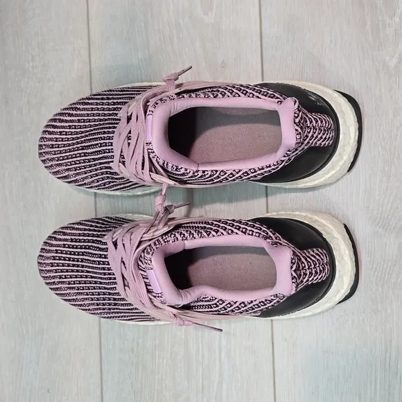 Adidas Ultraboost Women 4.0 DNA Shift   Athletic Running Sneakers shoes sz 9.5
