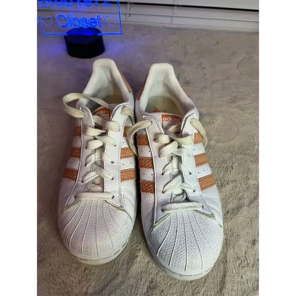 Adidas Women's Superstar White Chalk Coral Sneakers Size 8
