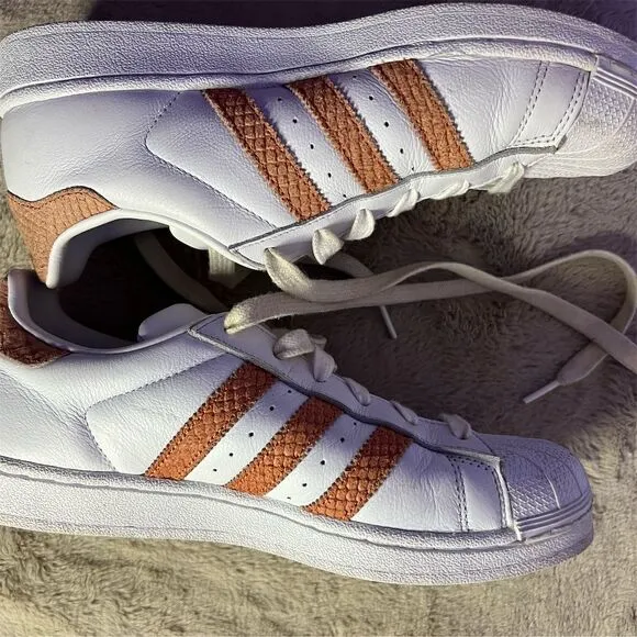 Adidas Women's Superstar White Chalk Coral Sneakers Size 8