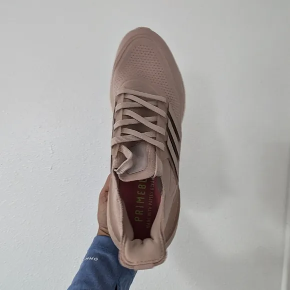 Adidas Women's Ultraboost 21 Running Shoes