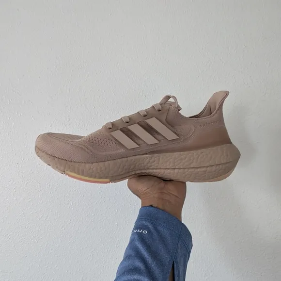 Adidas Women's Ultraboost 21 Running Shoes