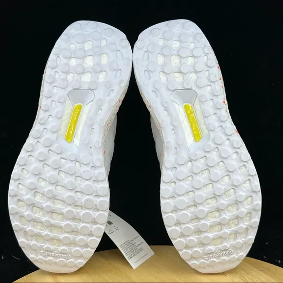 ADIDAS WOMENS ULTRABOOST 4.0 DNA RUNNING SNEAKERS WHITE ORANGE GZ4192 SIZE 7