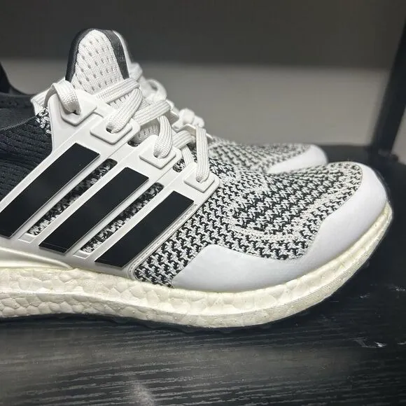 Adidas Ultraboost 1.0 White Black Knit Running Sneakers Shoes IH4924 Mens 8