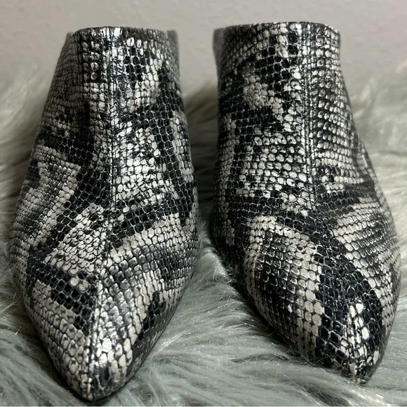 AGL POINTY TOE MULES GRISU SNAKE PRINT LEATHER  SLIP ON Sz US 8 / EU 38