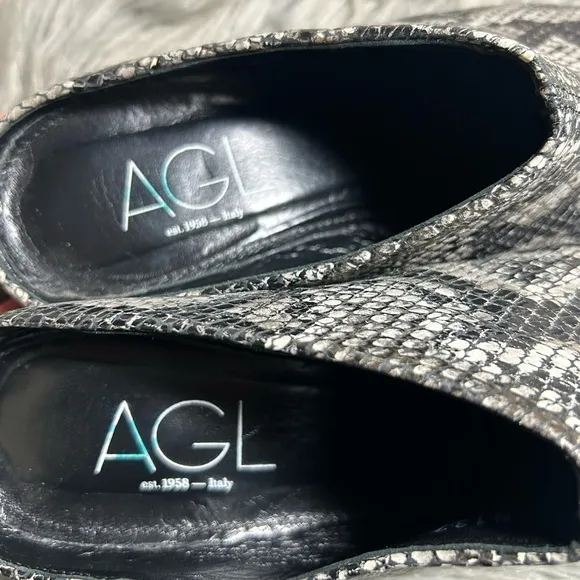 AGL POINTY TOE MULES GRISU SNAKE PRINT LEATHER  SLIP ON Sz US 8 / EU 38