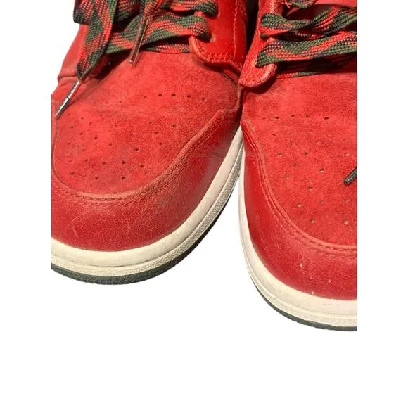 AIR Jordan 1 Retro hightop RED and FOREST GREEN sz 11.5