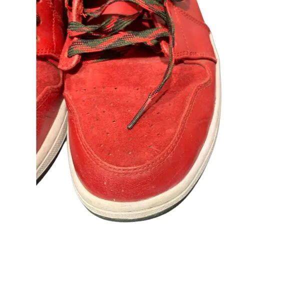 AIR Jordan 1 Retro hightop RED and FOREST GREEN sz 11.5