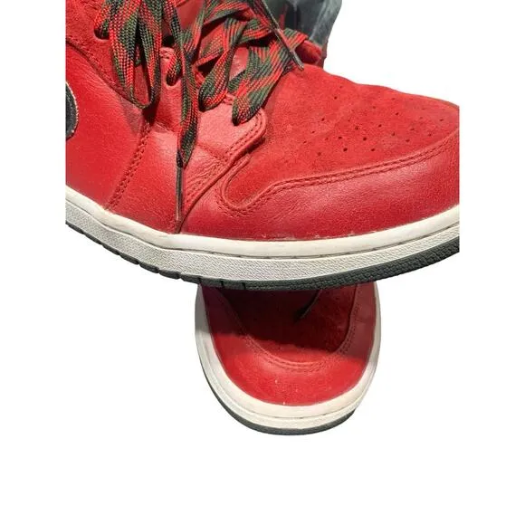 AIR Jordan 1 Retro hightop RED and FOREST GREEN sz 11.5
