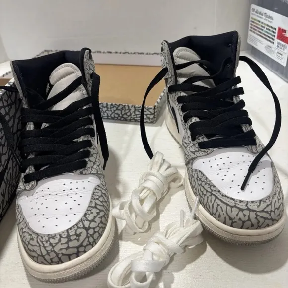 Air Jordan 1 Retro OG High White Cement Size 6.5