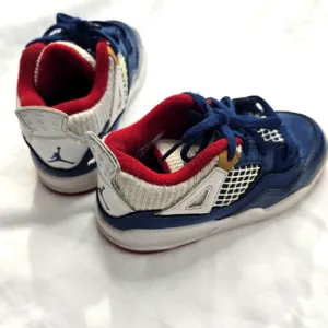 Air Jordan 4 Retro &quot;Messy Room&quot; French Blue/White,Red athletic sneakers size 10C