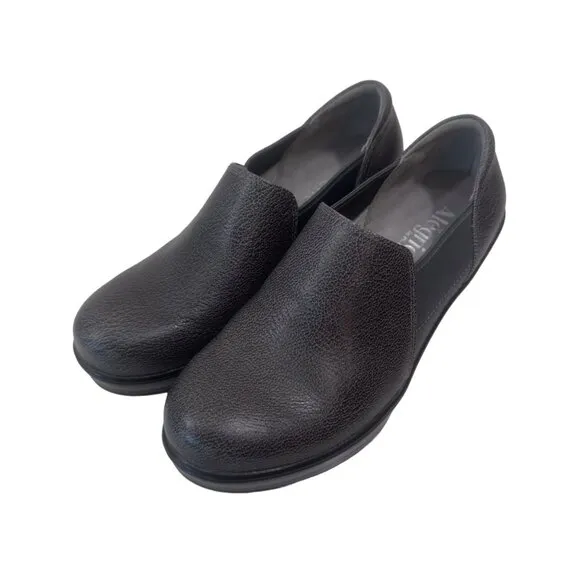 Alegria FRA -883  Women's Slip-On Leather Wedge Shoes Size 8 Spotted Gray/Black