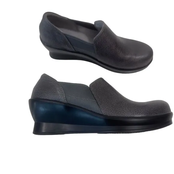 Alegria FRA -883  Women's Slip-On Leather Wedge Shoes Size 8 Spotted Gray/Black