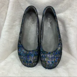 Alegria Petal Rave on the Nile ballet flats. Size 10.5