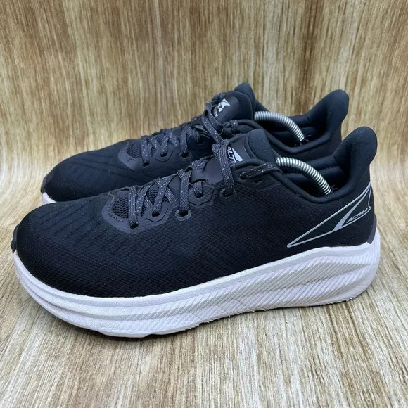 Altra Experience Form Women's Size 8.5 Black Running Shoes Sneakers AL0A85NU000