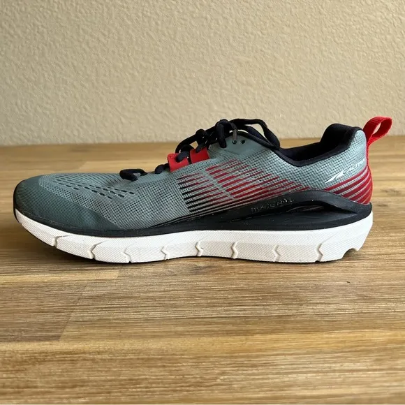ALTRA Mens Provision 5 Running Shoes Size 9 Gray Black Red Sneakers Trail Gym