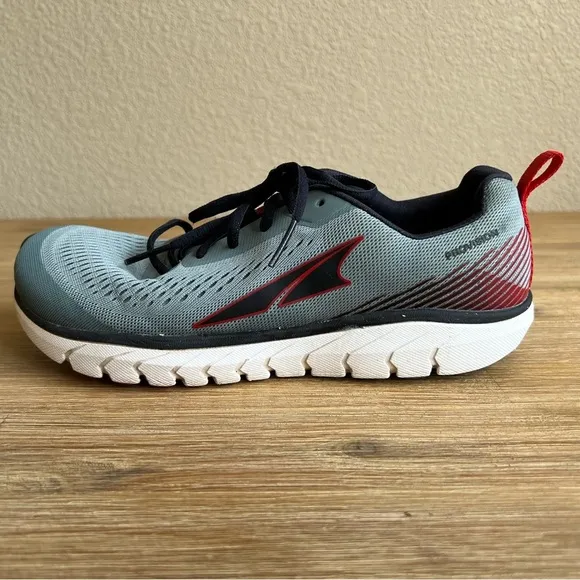 ALTRA Mens Provision 5 Running Shoes Size 9 Gray Black Red Sneakers Trail Gym