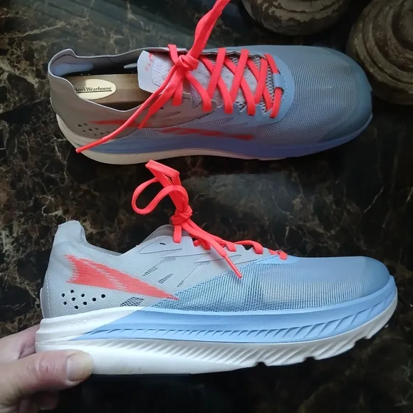 Altra Vanish Carbon 2 Running/Marathon/Performance Shoes Size 11 for Women
