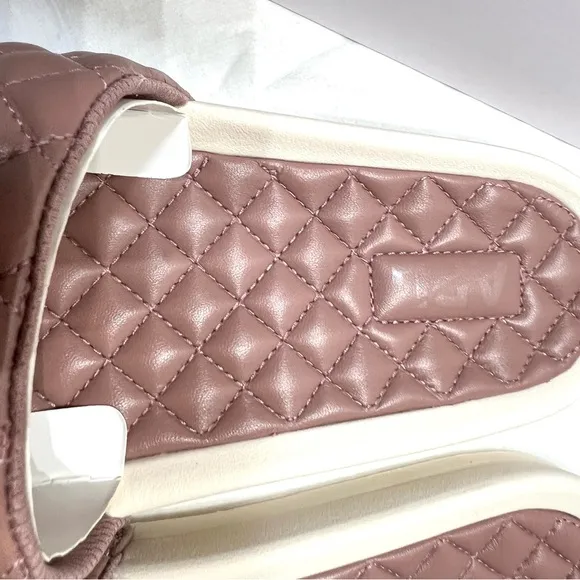 APL Quilted Leather Slide Sandals -men’s size 8