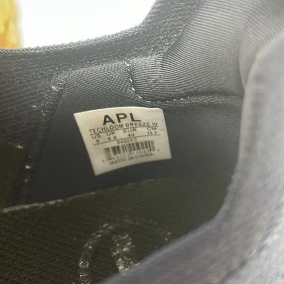 A.P.L Techloom Breeze Running Shoes Midnight White Size 9 Women's