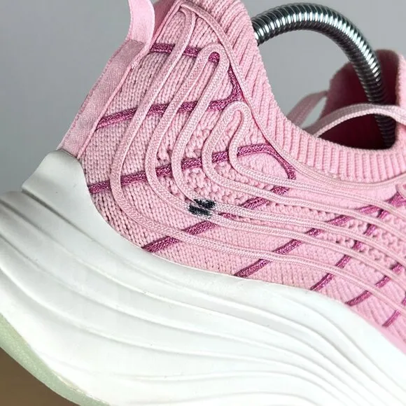 APL Techloom Zipline Athletic Running Shoes Womens 8 Bubblegum Satin Pink
