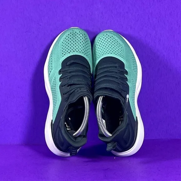 APL Technoloom Tracer 0421XC Green Women's Running Sneakers Shoes Size 8-NEW